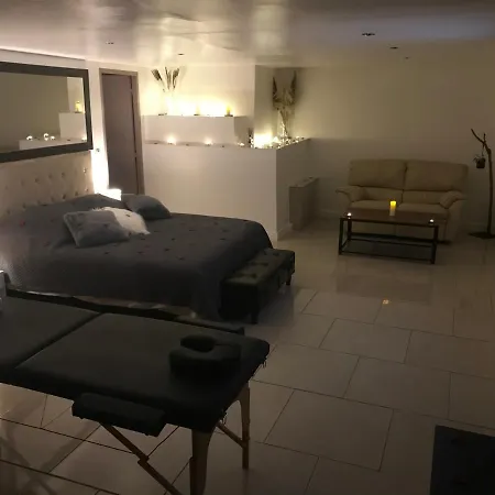 Charlene Bed & Breakfast *