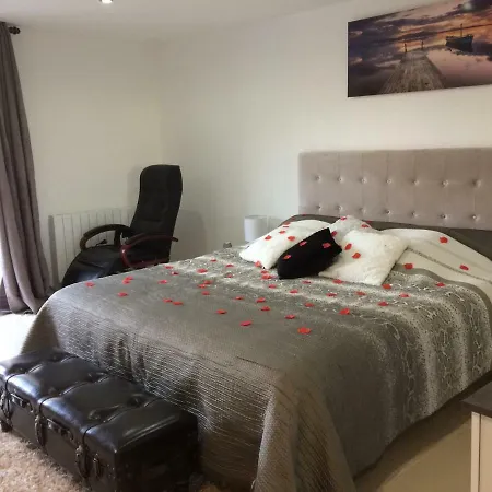 Bed & Breakfast Charlene Massoins