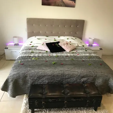 Bed & Breakfast Charlene Massoins